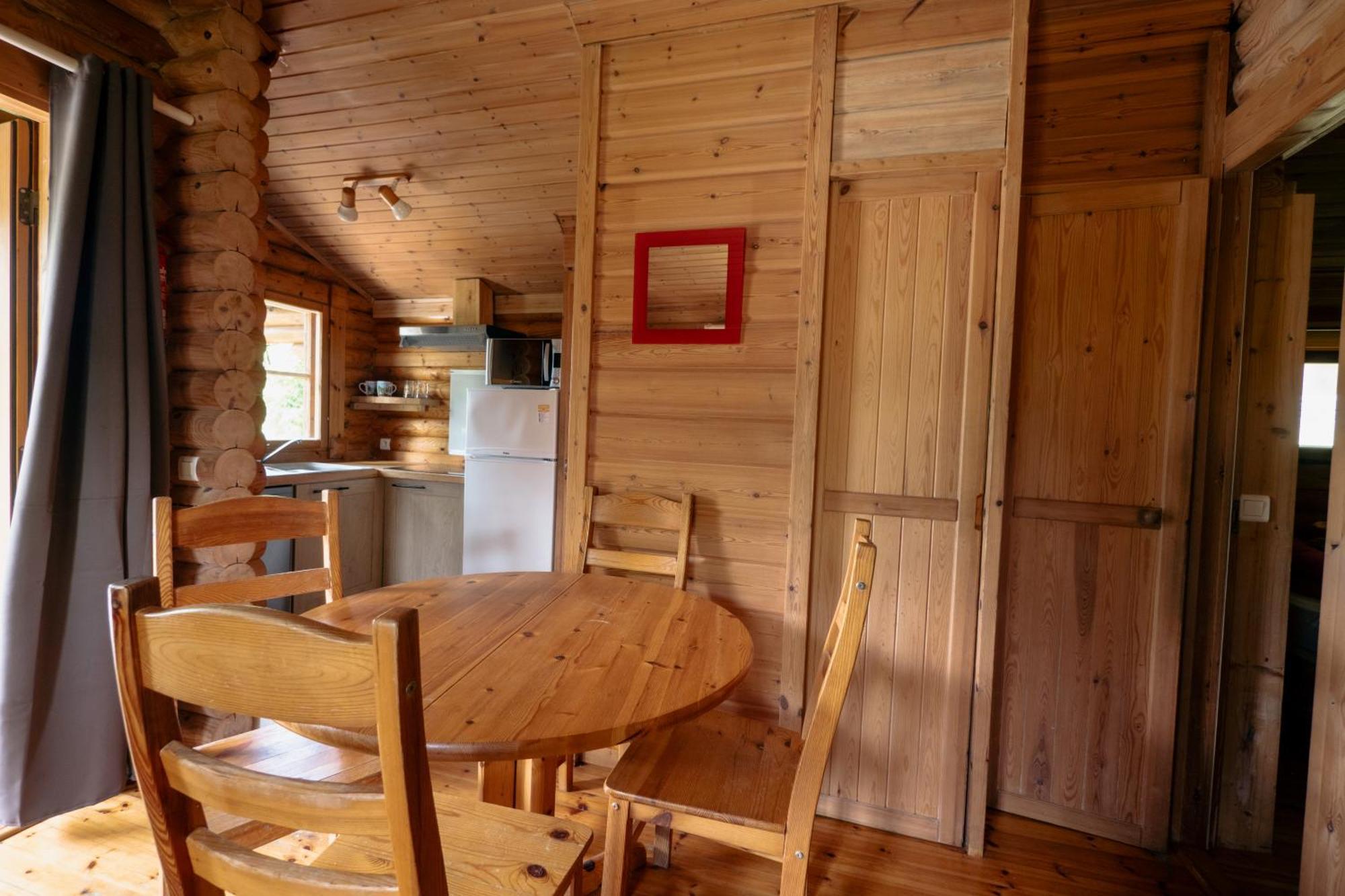 Camping Ecovillage Soleil Du Pibeste Agos-Vidalos Esterno foto